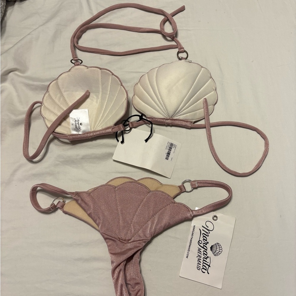 Shell Bikini Set - Picture 2 of 3